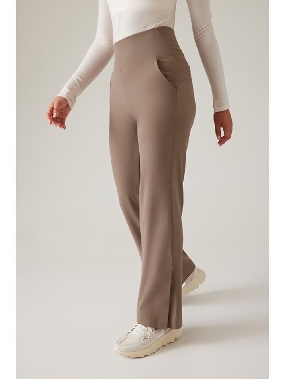 Athleta Venice Flare Pant in tan, athletic casual pants women’s size medium